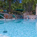 Sarah Отель Капри