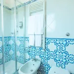 Отель Sarah