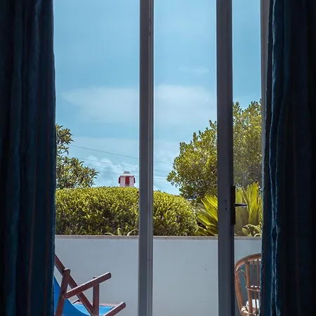 莎拉别墅酒店 酒店 4*