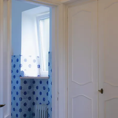 酒店 莎拉别墅酒店 4*